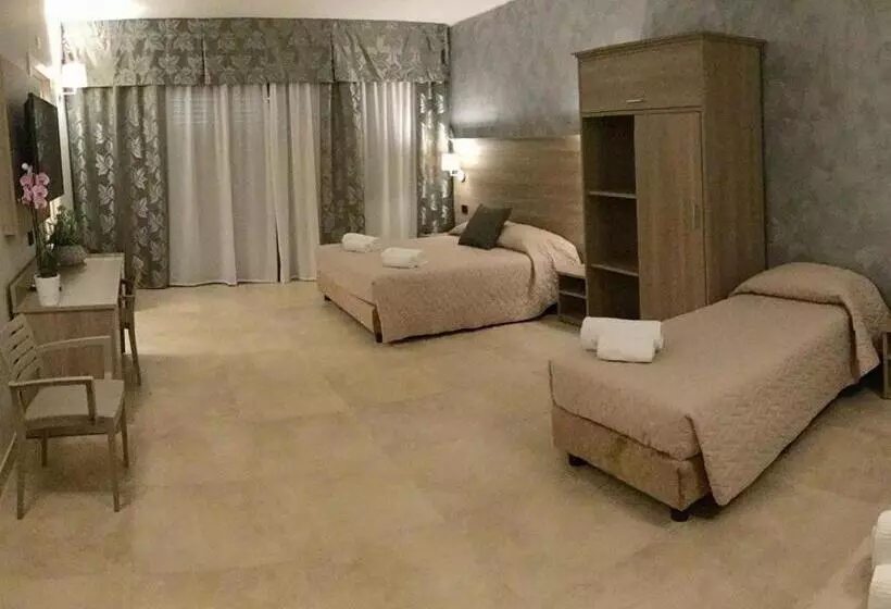 هتل La Giummara Rooms