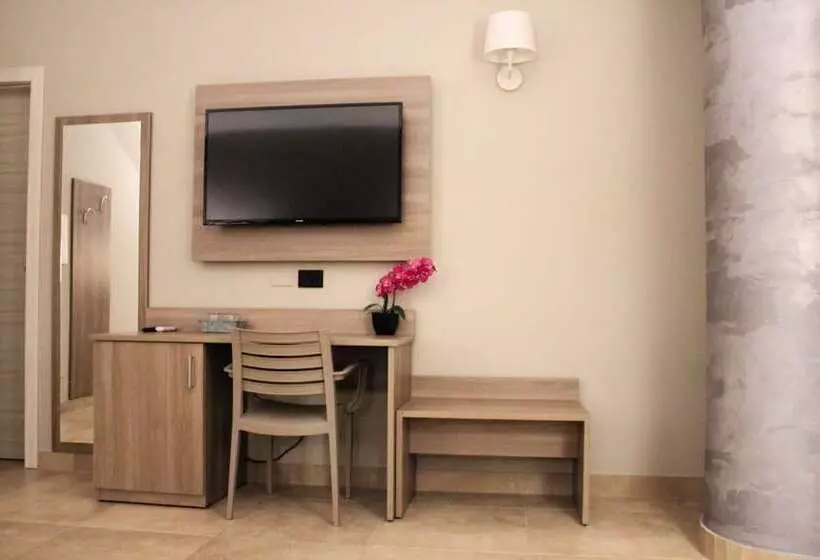 هتل La Giummara Rooms