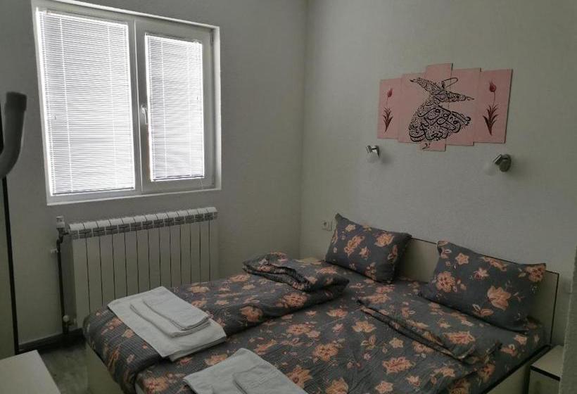 فندق على الطريق Diva Kompani Rooms