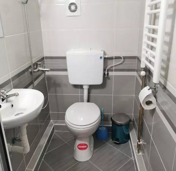 مُتل Diva Kompani Rooms