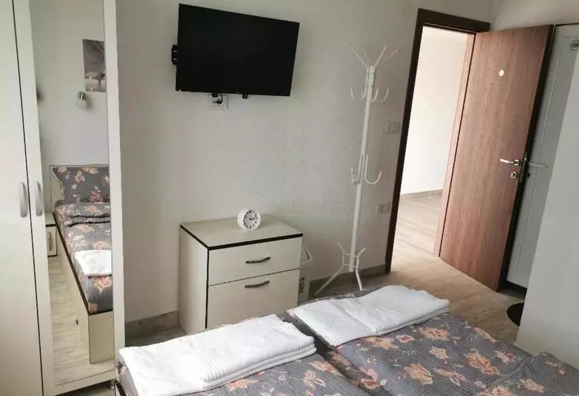 مُتل Diva Kompani Rooms