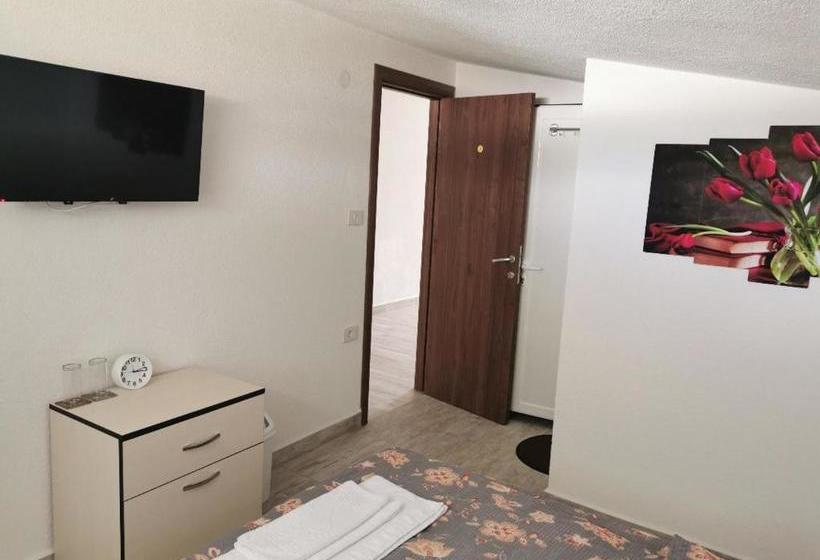 فندق على الطريق Diva Kompani Rooms