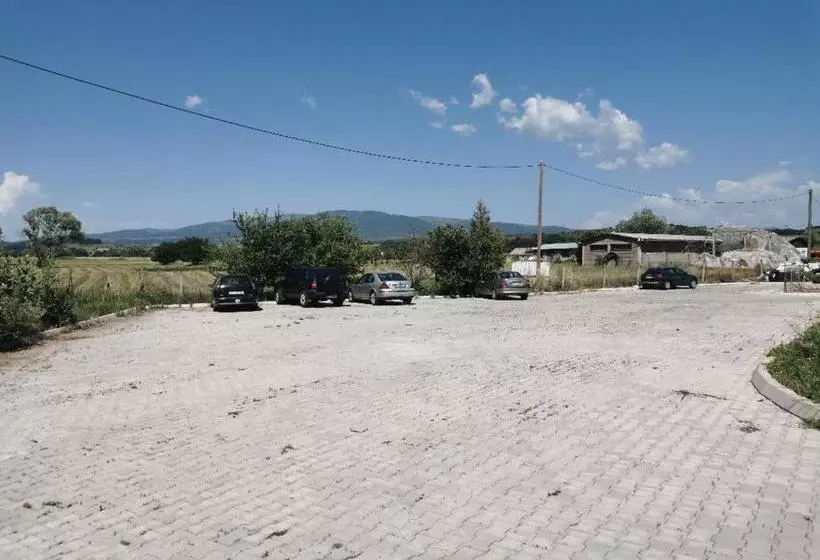 مُتل Diva Kompani Rooms