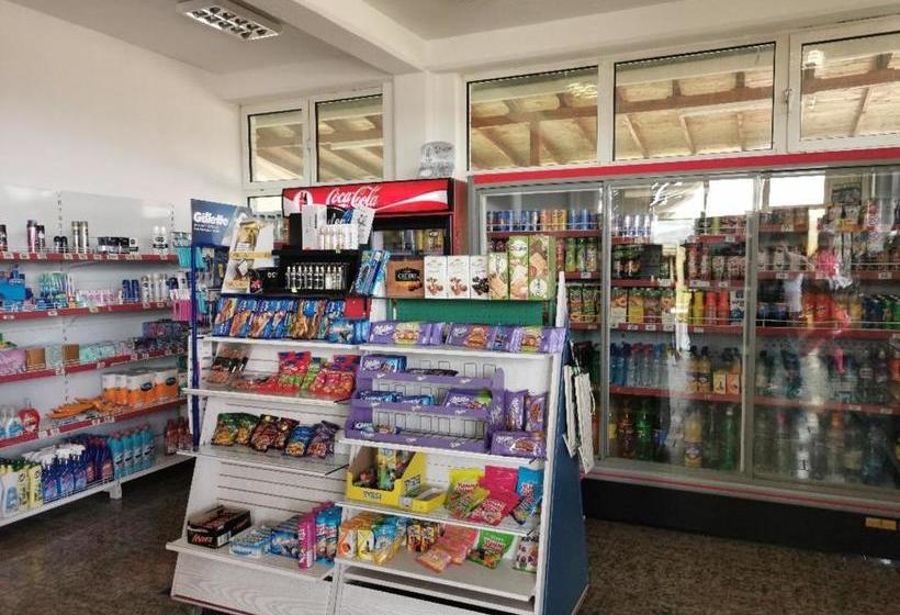 فندق على الطريق Diva Kompani Rooms