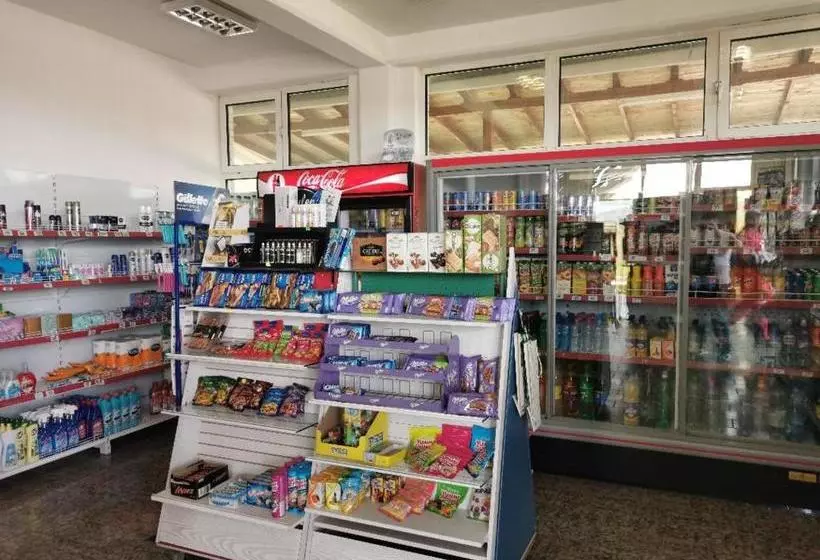 مُتل Diva Kompani Rooms