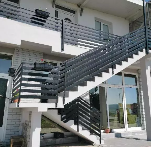 مُتل Diva Kompani Rooms