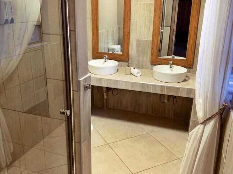 بنسيون The Wilds Guest House