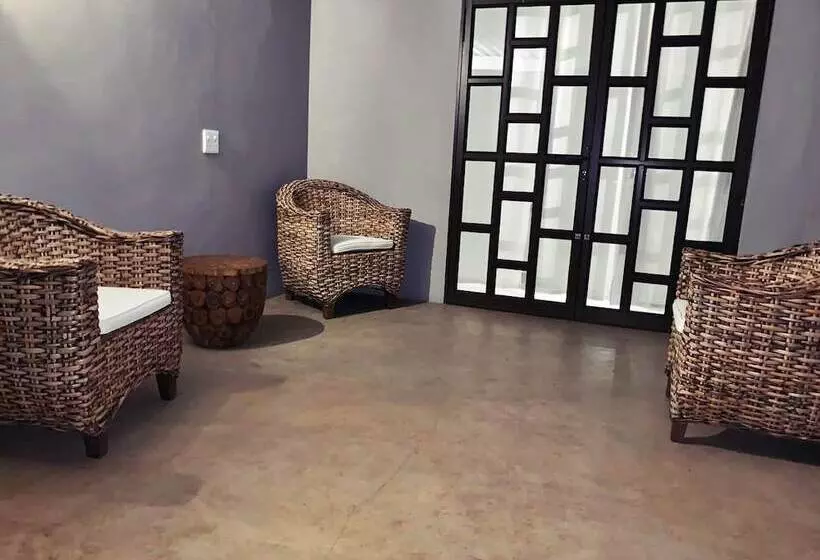 Majatalo The Wilds Guest House