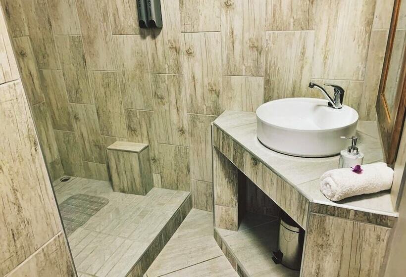 بنسيون The Wilds Guest House