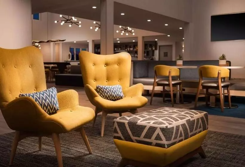 Отель Aiden By Best Western Cape Cod   West Yarmouth