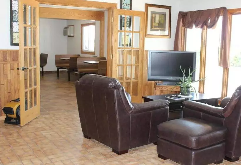 ホテル Budget Host Sundowner Motor Inn