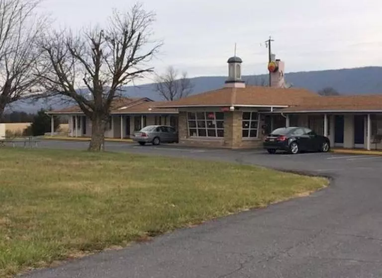 ホテル Budget Inn