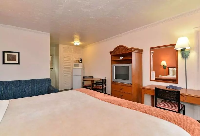 호텔 Budget Inn Of Okeechobee