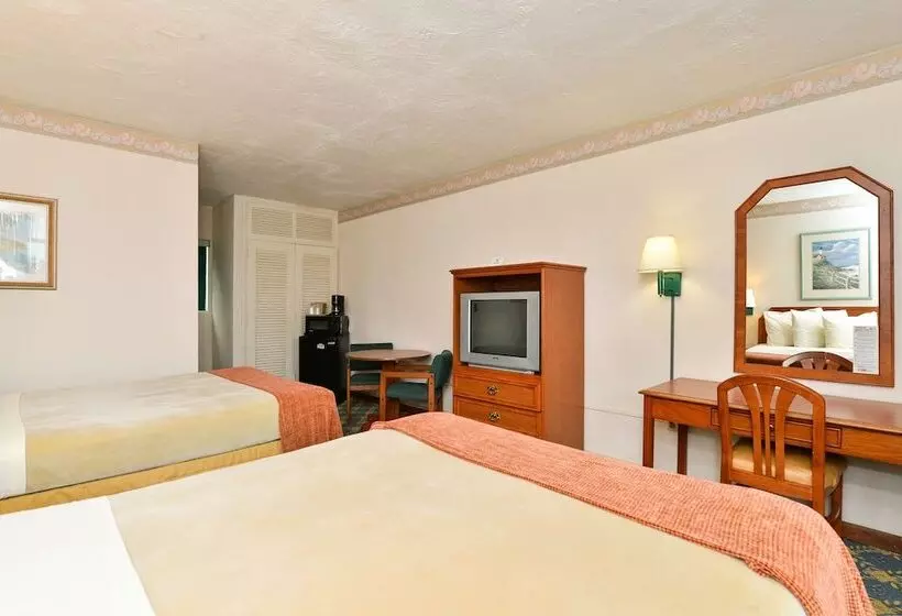 호텔 Budget Inn Of Okeechobee