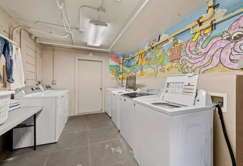 فندق Caribbean Beach Club