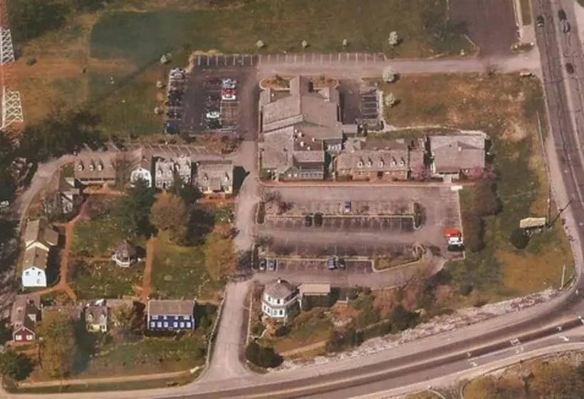 فندق Century Suites