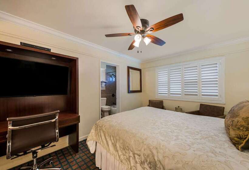 酒店 Clarion Collection Carmel Oaks Inn