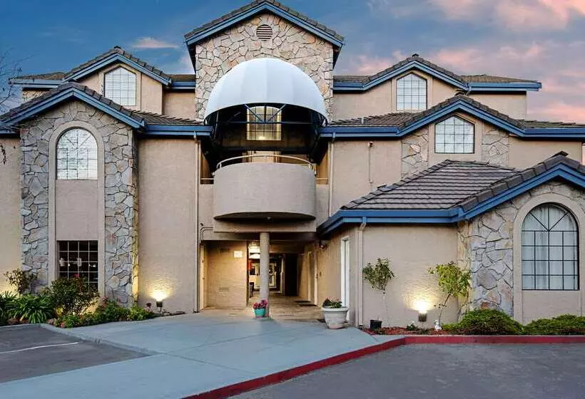 酒店 Clarion Inn Silicon Valley