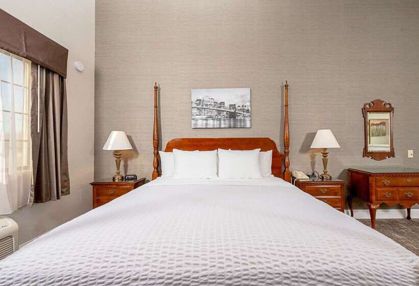 בית מלון כפרי Clarion Inn Silicon Valley