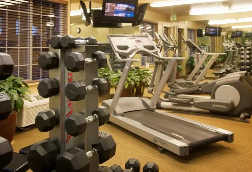 Отель Larkspur Landing Extended Stay Suites Sacramento