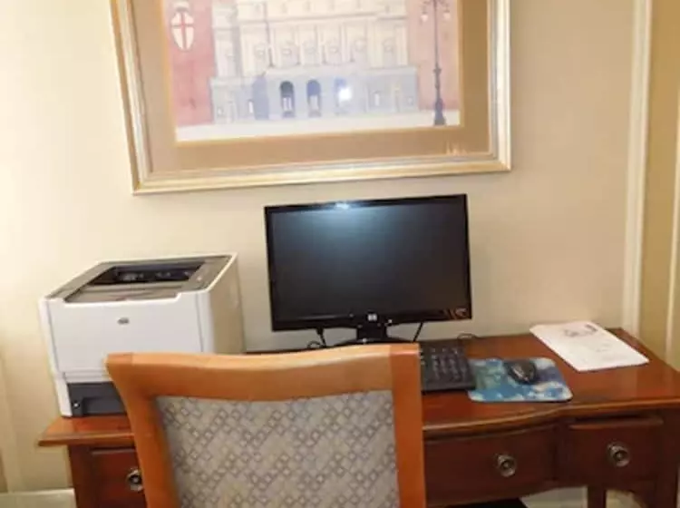 ホテル Rockville Centre Inn