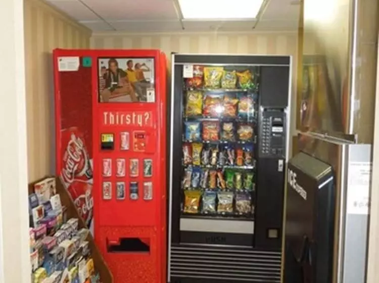 ホテル Rockville Centre Inn