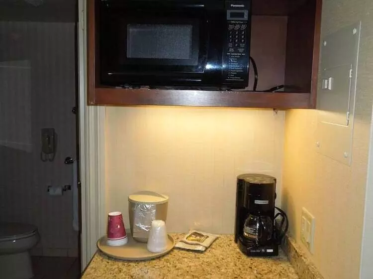 ホテル Rockville Centre Inn