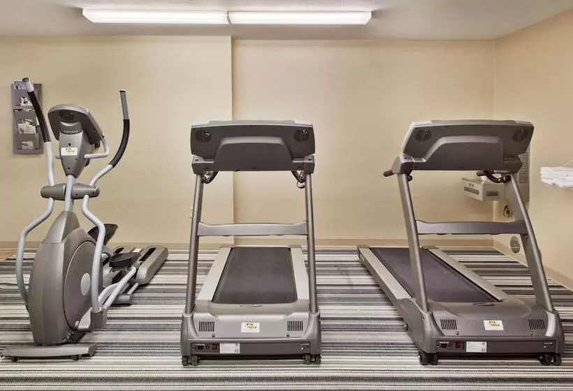 호텔 Sonesta Simply Suites Cleveland North Olmsted Airport