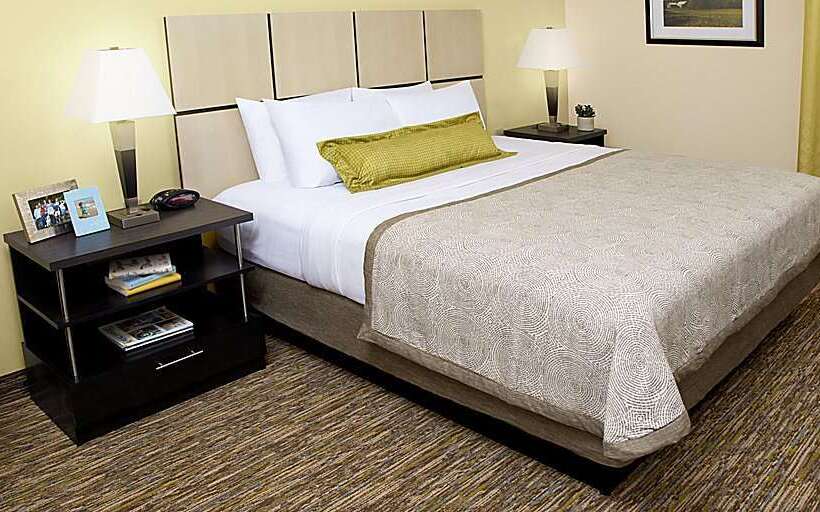 ホテル Sonesta Simply Suites Des Moines