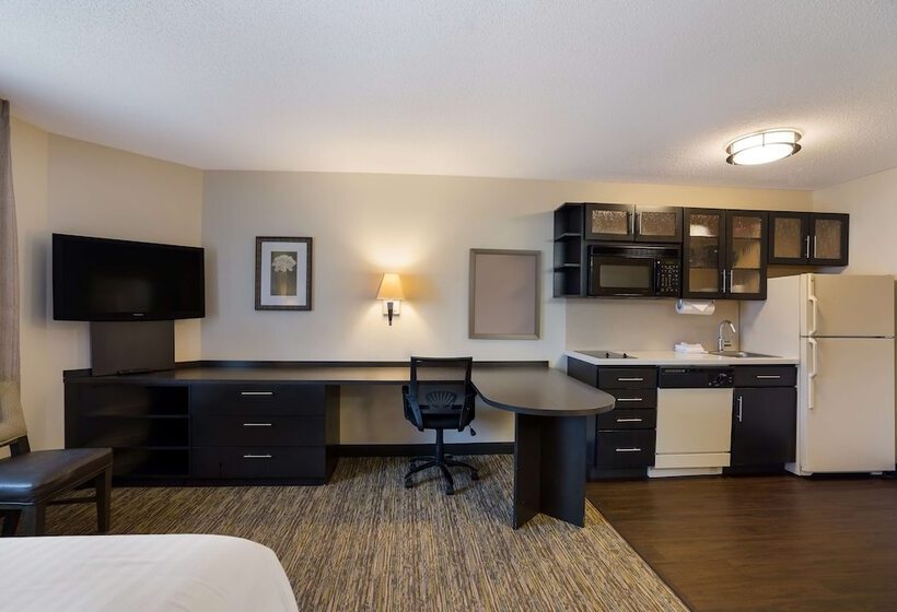 ホテル Sonesta Simply Suites Des Moines