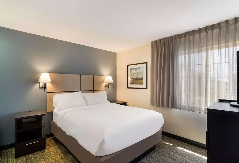 호텔 Sonesta Simply Suites Des Moines
