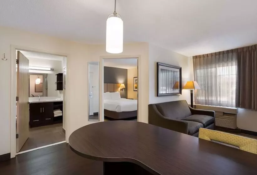 호텔 Sonesta Simply Suites Des Moines