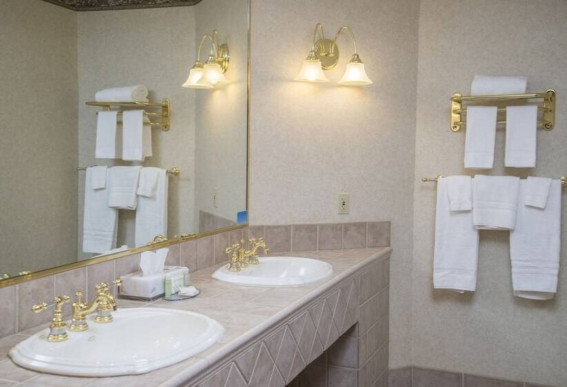 Szálloda The Carlton Lodge