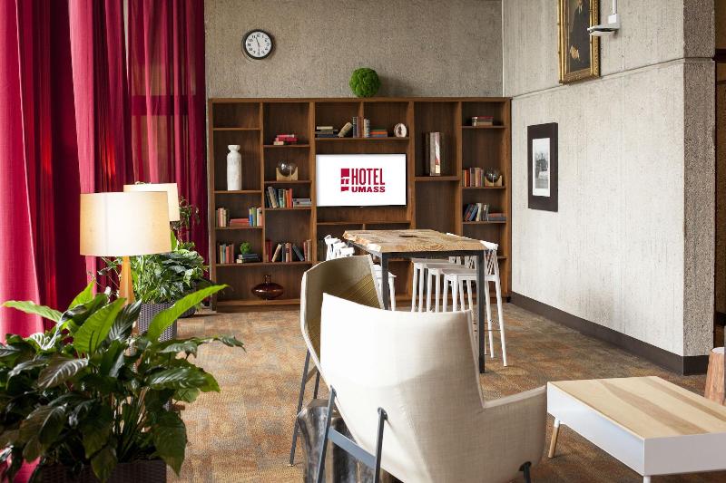 فندق Umass