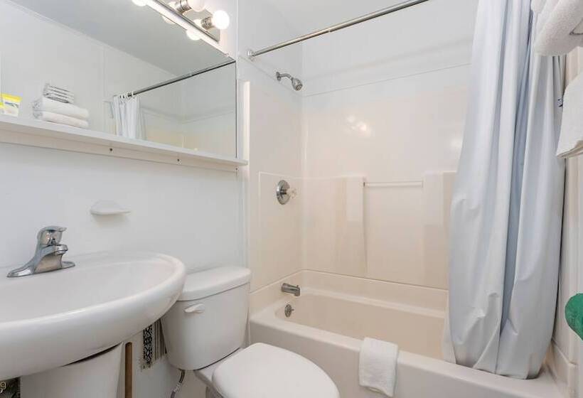 فندق على الطريق Cara Mara Resort