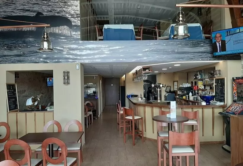 Hotelli Boutique O Náutico Laxe