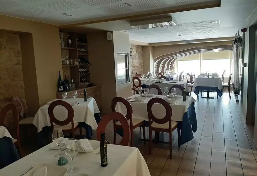 Hotelli Boutique O Náutico Laxe