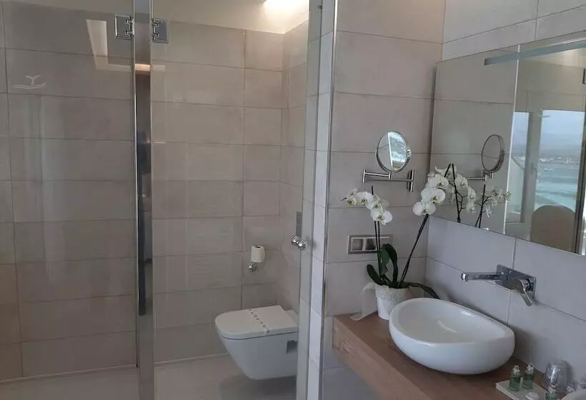 Hotelli Boutique O Náutico Laxe