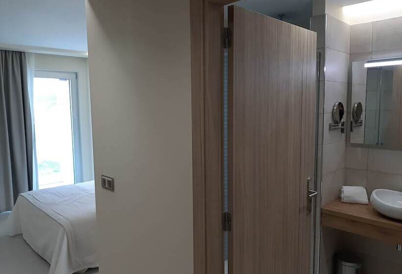 هتل Boutique O Náutico Laxe