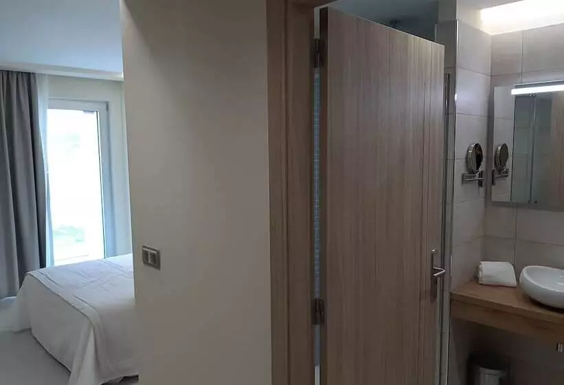 Hotelli Boutique O Náutico Laxe