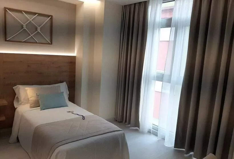 Hotelli Boutique O Náutico Laxe