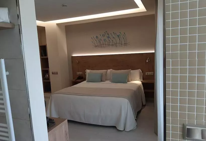 Hotelli Boutique O Náutico Laxe