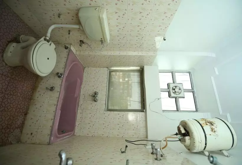 هتل Oyo 41618  Regency