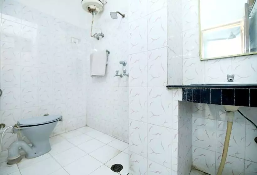 هتل Oyo 41618  Regency