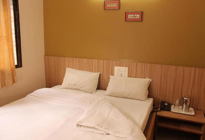 هتل Western Tower