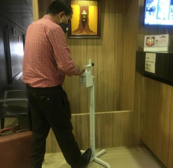 هتل Western Tower