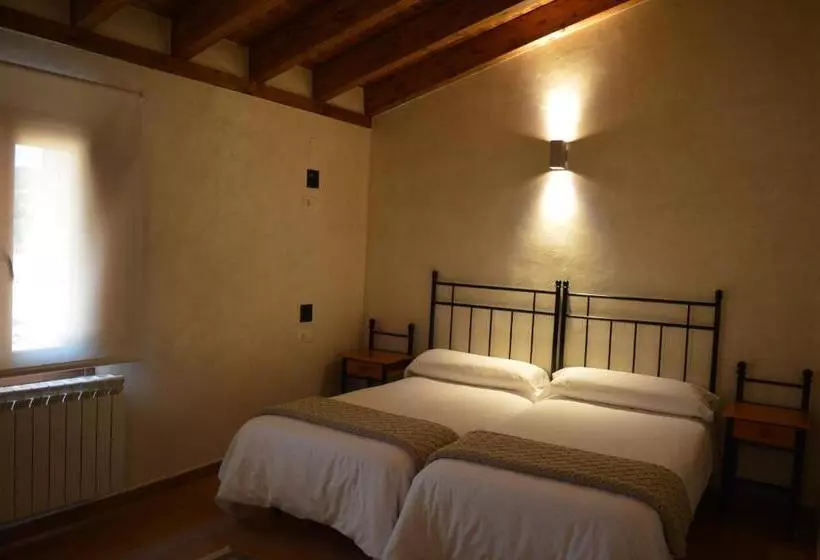 ユースホステル Santa Brigida   Real 1