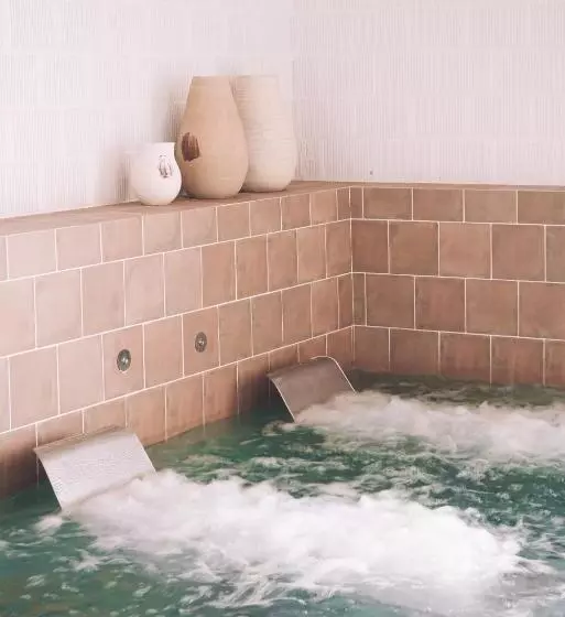 ユースホステル Santa Brigida   Real 1