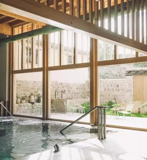 ユースホステル Santa Brigida   Real 1