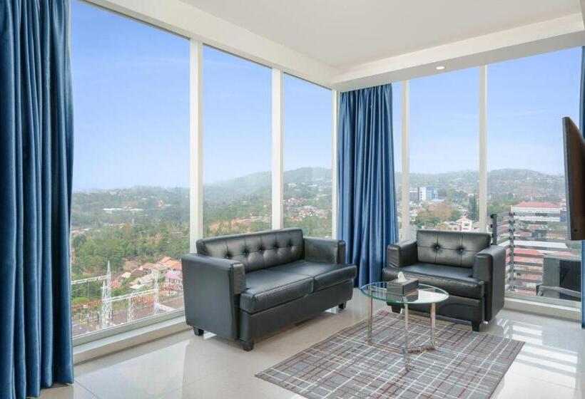 בית מלון כפרי Golden Tulip Springhill Lampung